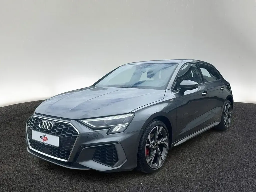 Gebraucht Audi A3 S-Line 150 PS (110 kW) 2023 Daytonagrau perleffekt Limousine