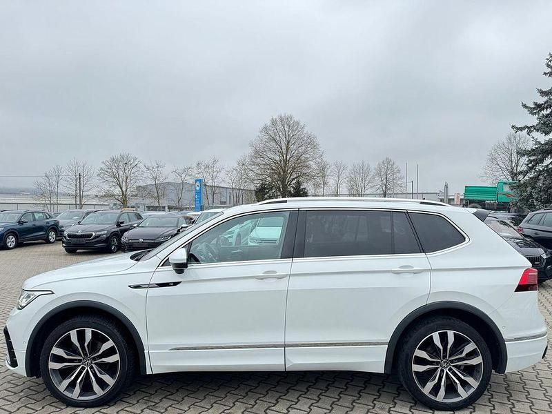 Gebraucht VW Tiguan Allspace R-line 150 PS (110 kW) 2022 Weiß SUV