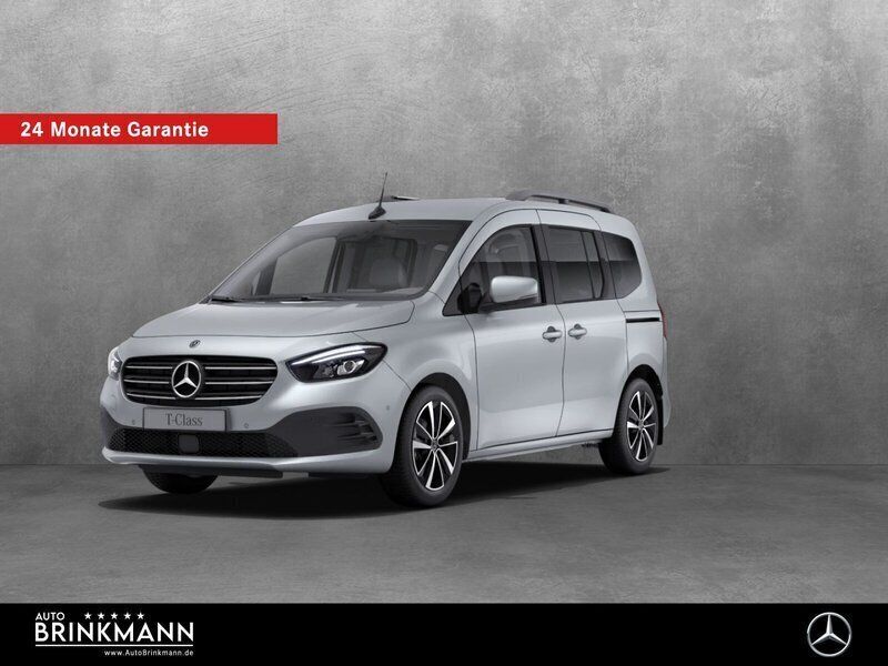 Helvinsilber Gebraucht 2023 Mercedes T180 Progressive Van / Kleinbus | 26.900 € (Guter Preis) - Bild 1/4