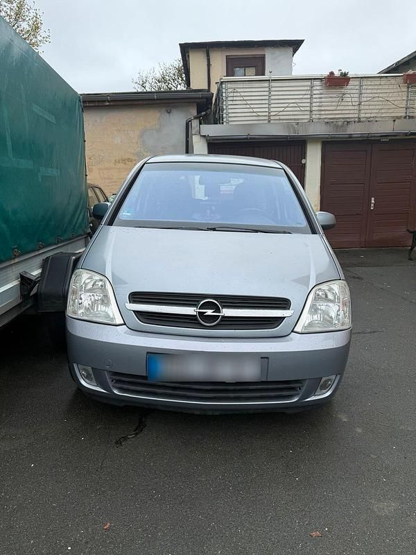 Second-hand Opel Meriva 101 CP (74 kW) 2003 Albastru Monovolum
