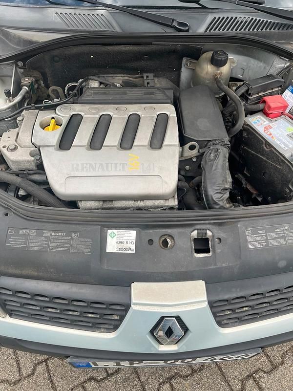 Gebraucht Renault Clio II 2002 Silber Kleinwagen