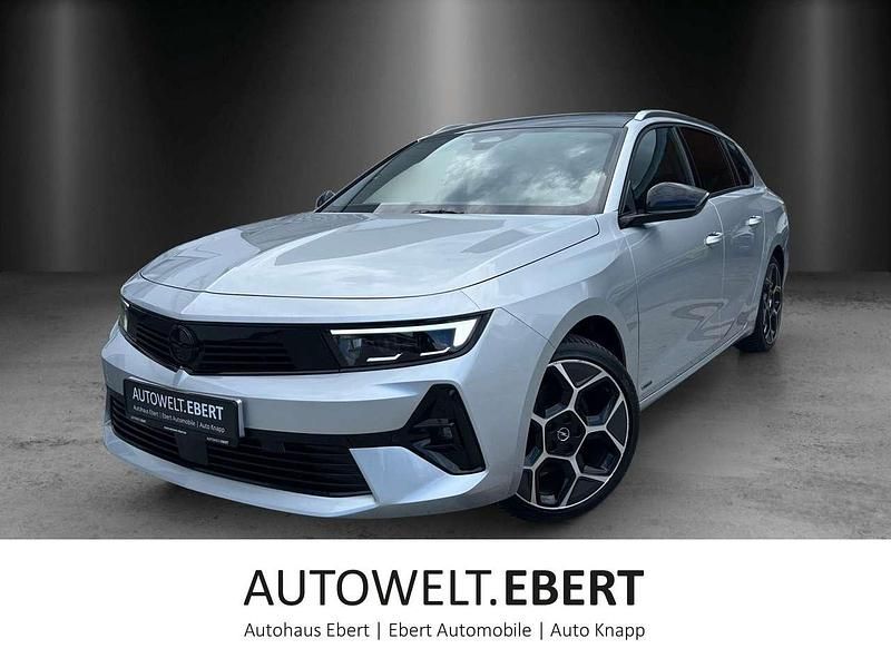 Grau/typ aussenverkleidung metal Gebraucht 2023 Opel Astra Ultimate Kombi | 23.890 € (Etwas zu teuer) - Bild 1/4