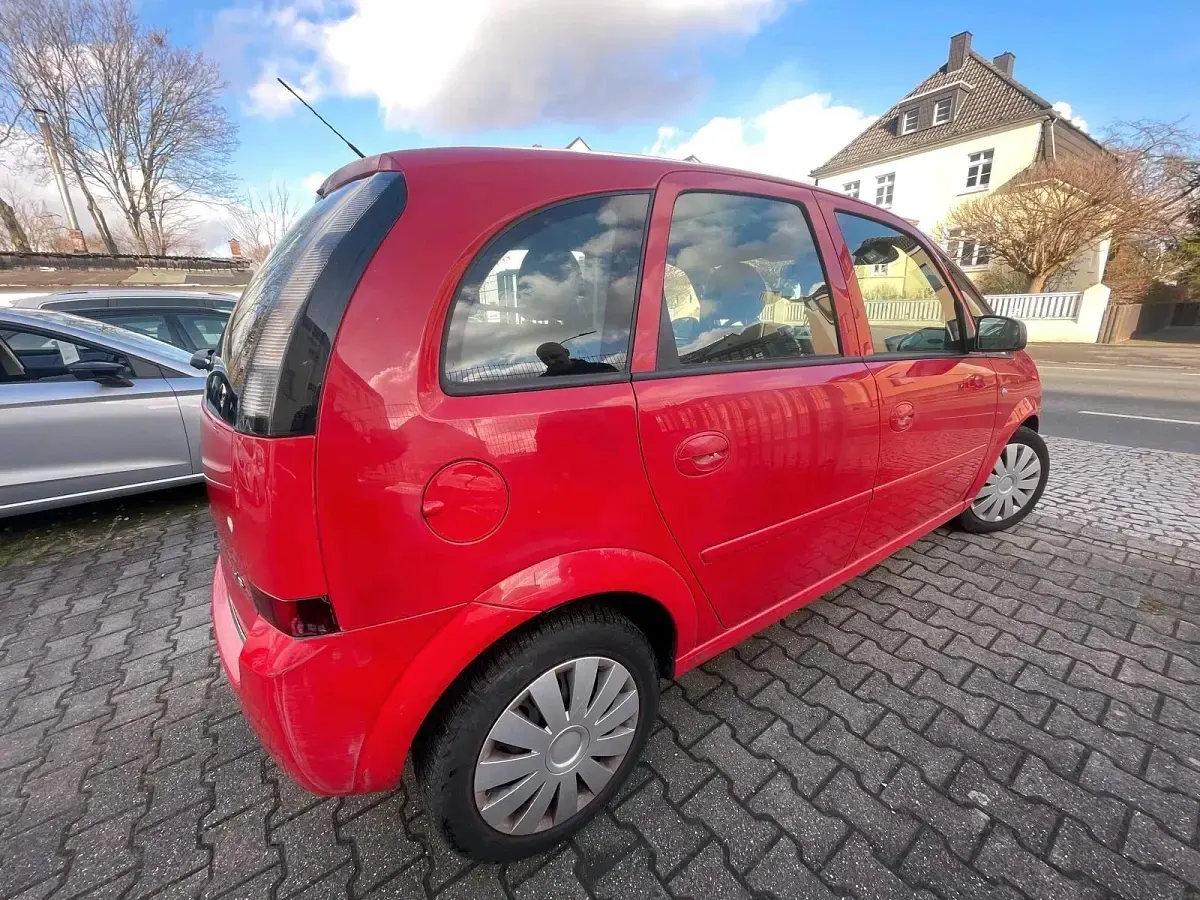 Second-hand Opel Meriva 105 CP (77 kW) 2006 Roșu Monovolum