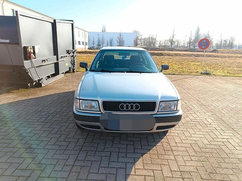 Second-hand Audi 80 90 CP (66 kW) 1993 Argintiu Berlinǎ
