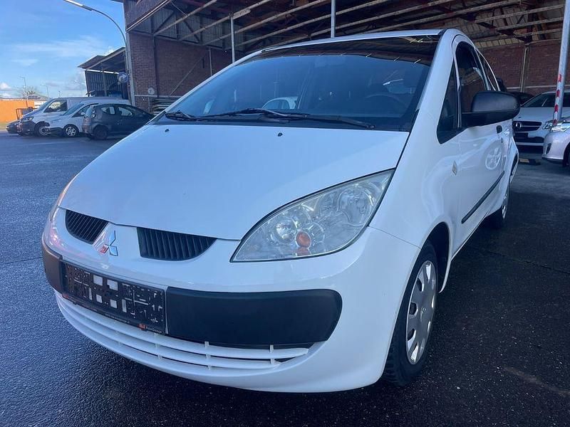 Gebraucht Mitsubishi Colt Inform 75 PS (55 kW) 2008 Weiß Kleinwagen