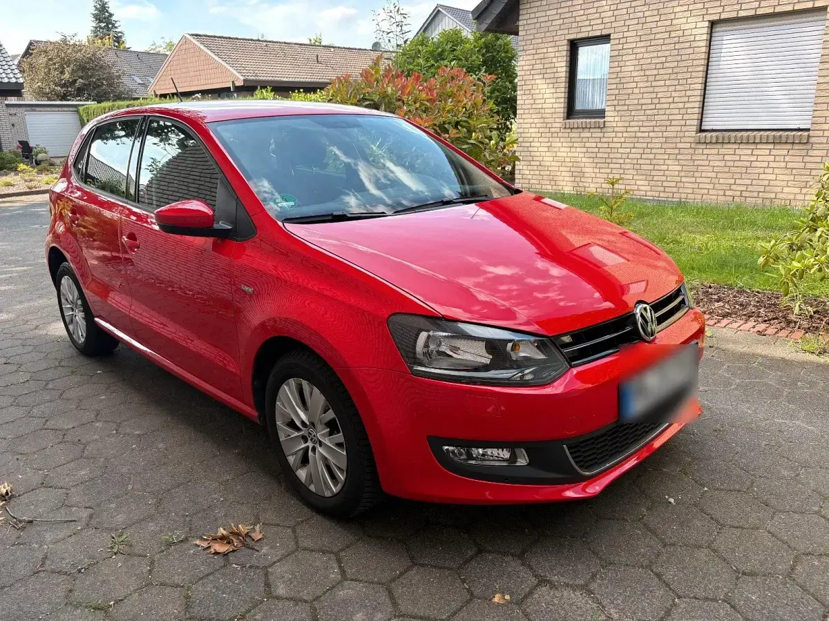 Gebraucht VW Polo Life 60 PS (44 kW) 2013 Rot Kleinwagen