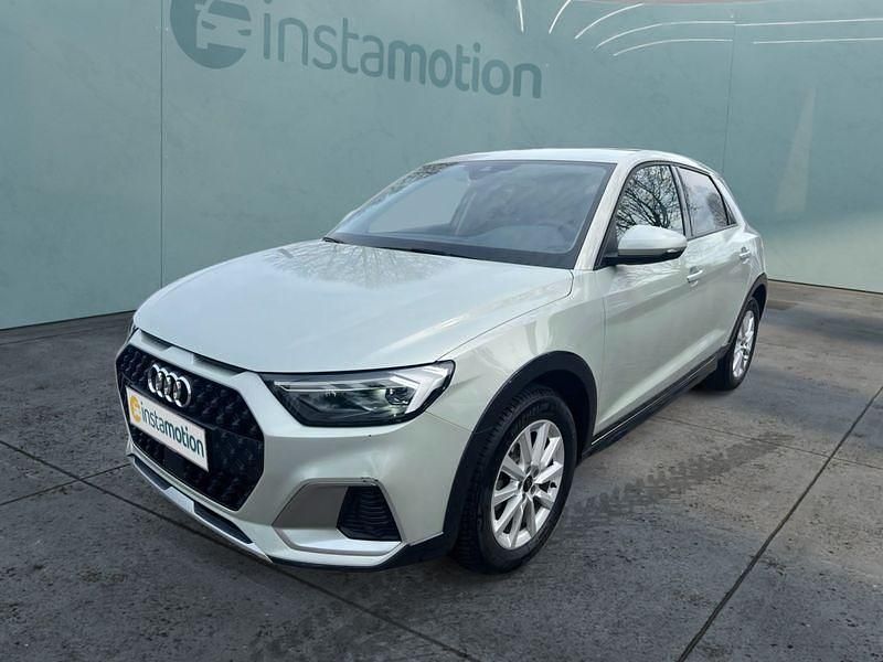 Silber Gebraucht 2024 Audi A1 Kleinwagen | 23.499 € (Guter Preis) - Bild 1/4