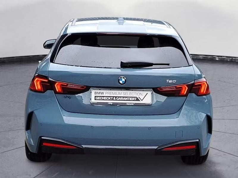 Gebraucht BMW 120 170 PS (125 kW) 2025 Grün Kleinwagen