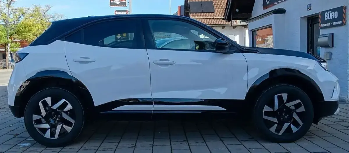 Nowe Opel Mokka 131 KM (96 kW) 2025 Biały SUV