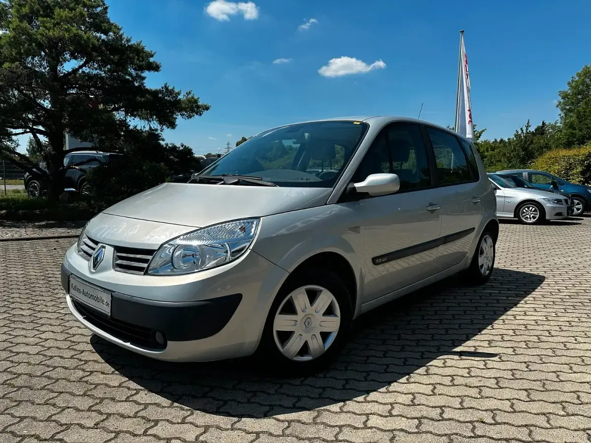 Gebraucht Renault Scenic E-Tech Dynamique 106 PS (77 kW) 2010 Limousine