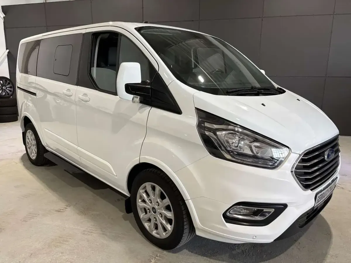 Gebraucht Ford Transit Custom 185 PS (136 kW) 2020 Weiß Van / Kleinbus