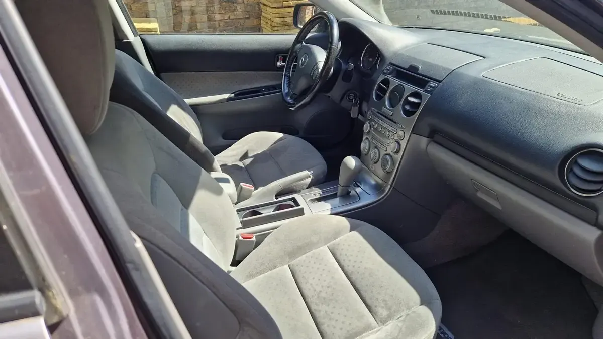 Gebraucht Mazda 6 146 PS (107 kW) 2005 Grau Kombi