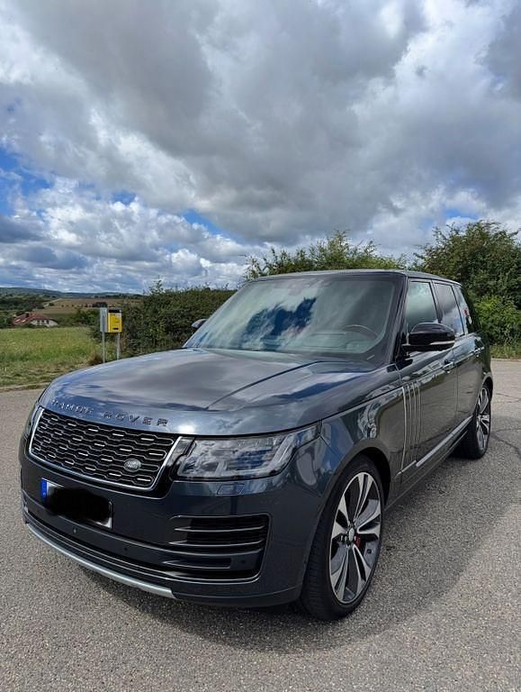 Grau Gebraucht 2019 Land Rover Range Rover SVAutobiography SUV | 68.390 € (Fairer Preis) - Bild 1/4