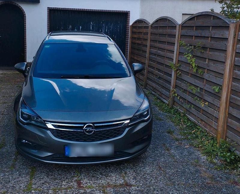 Gebraucht 2018 Opel Astra Kombi | 12.000 € (Etwas zu teuer) - Bild 1/4