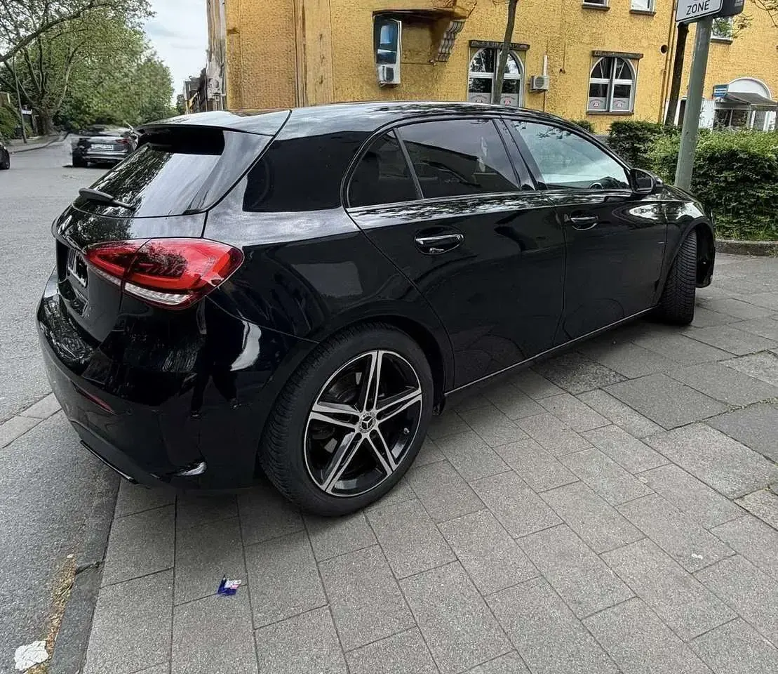 Gebraucht Mercedes A220 190 PS (139 kW) 2019 Schwarz Kleinwagen