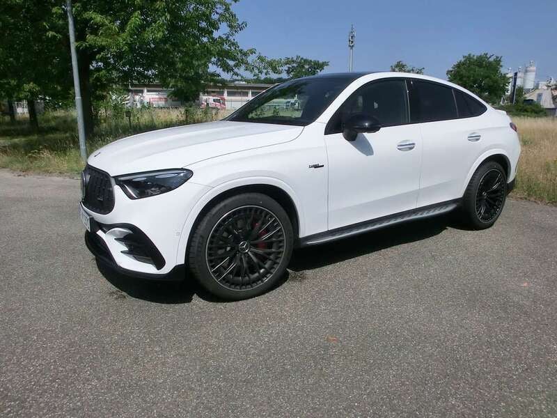 Weiß Gebraucht 2025 Mercedes GLC43 AMG AMG SUV | 89.765 € (Fairer Preis) - Bild 1/4
