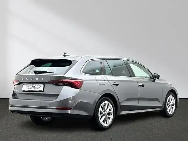 Gebraucht Skoda Octavia Style 150 PS (110 kW) 2023 Grau Kombi