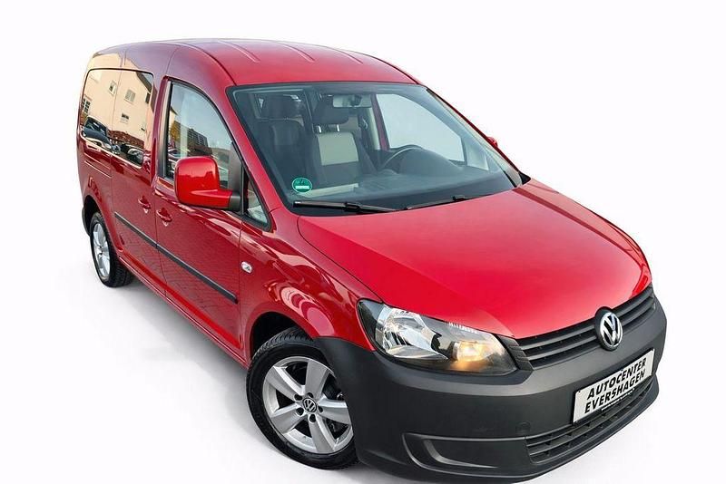 Gebraucht VW Caddy Maxi Trendline 105 PS (77 kW) 2014 Rot Van / Kleinbus