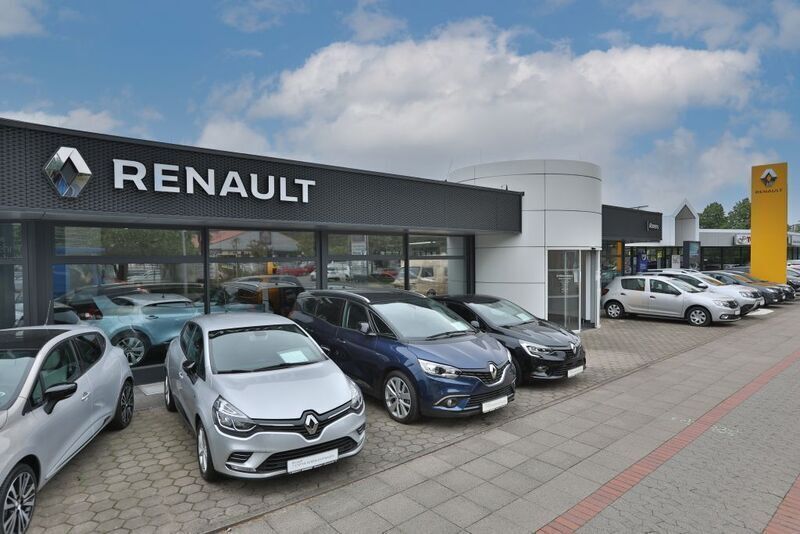 Weiß Gebraucht 2025 Renault Clio V Bose Edition Limousine | 26.490 € (Teuer) - Bild 1/2