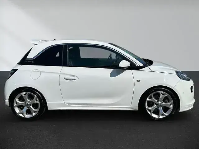 Gebraucht Opel Adam S 150 PS (110 kW) 2016 Weiß Kleinwagen
