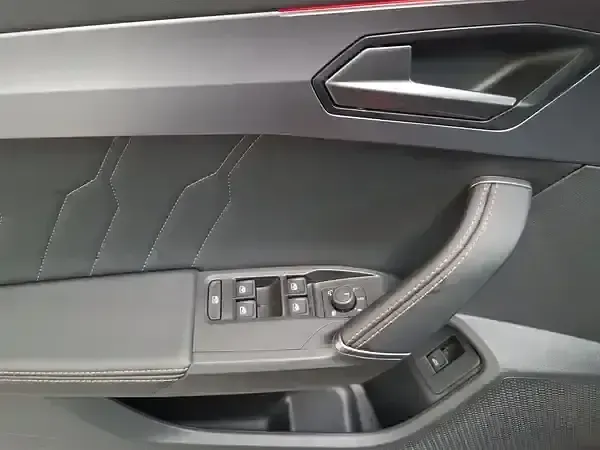 Gebraucht Cupra Formentor Basis 150 PS (110 kW) 2024 Desire rot SUV