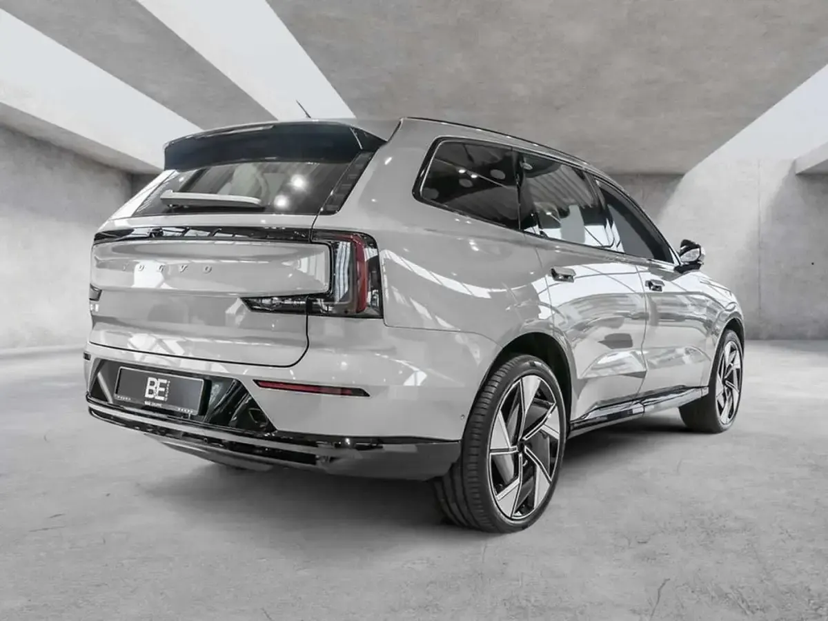 Gebraucht Volvo EX90 Ultra 300 kW (408 PS) 2025 Grau SUV