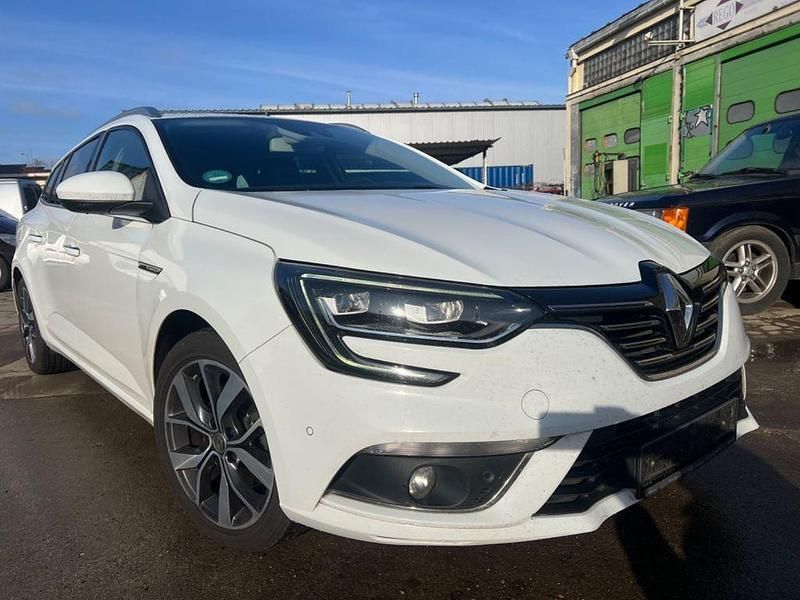 Gebraucht 2018 Renault Mégane IV Bose Edition Limousine | 7.290 € - Bild 1/4
