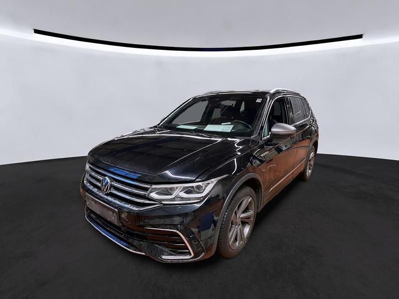 Schwarz Gebraucht 2022 VW Tiguan Allspace R-line SUV | 28.990 € (Fairer Preis) - Bild 1/4