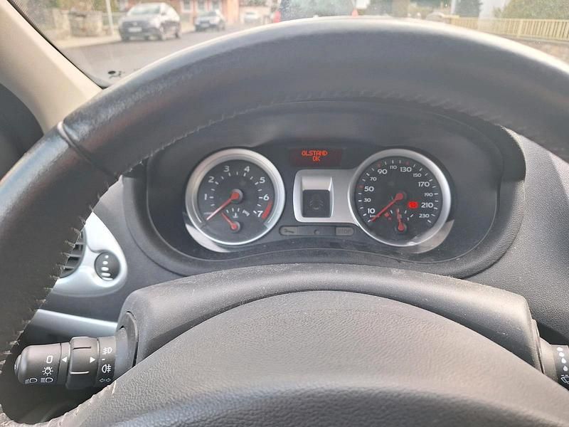 Gebraucht Renault Clio II 75 PS (55 kW) 2006 Blau Limousine