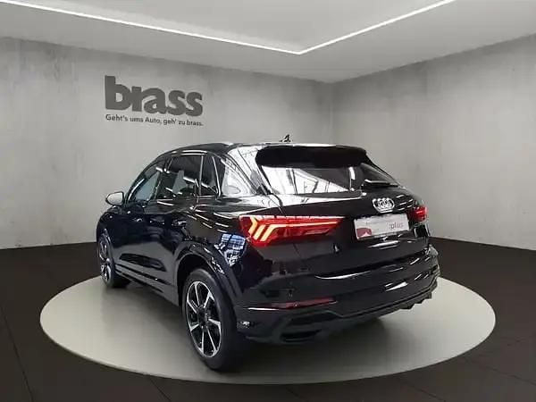 Second-hand Audi Q3 S-Line 150 CP (110 kW) 2023 Negru SUV