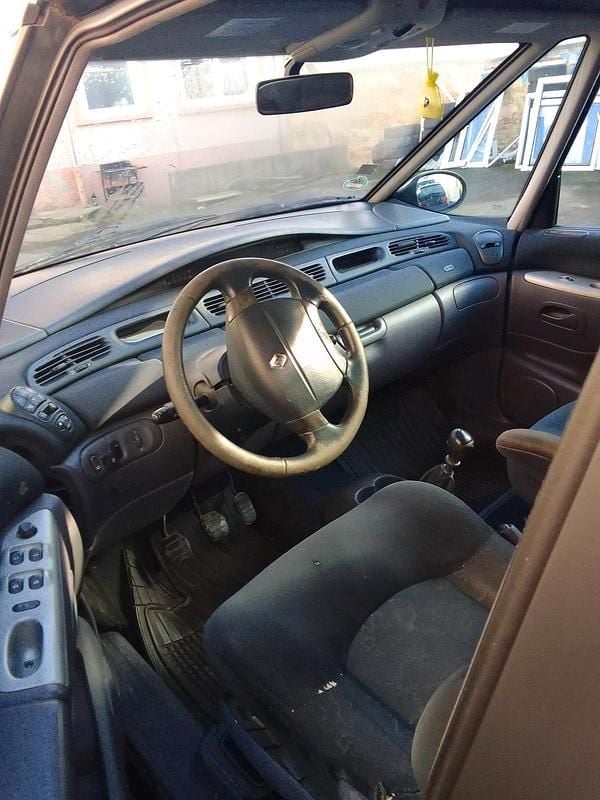 Używany Renault Twingo 139 KM (102 kW) 2002 Zielony Hatchback