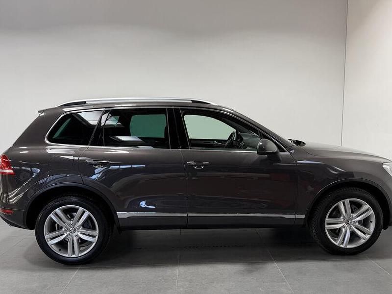 Gebraucht VW Touareg 286 PS (210 kW) 2011 Grau SUV