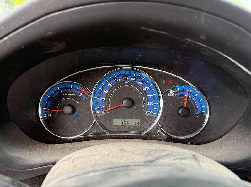 Gebraucht Subaru Forester 147 PS (108 kW) 2010 Rot SUV