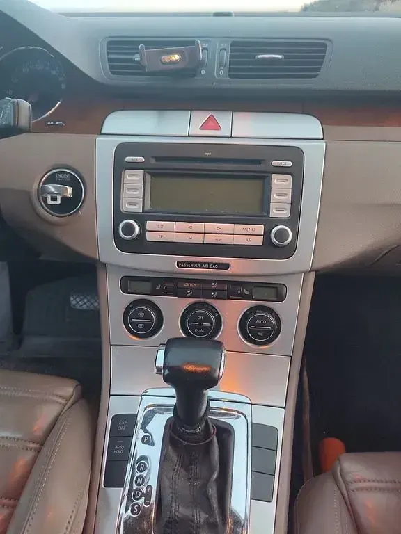 Gebraucht VW Passat Comfortline 160 PS (117 kW) 2008 Braun Kombi