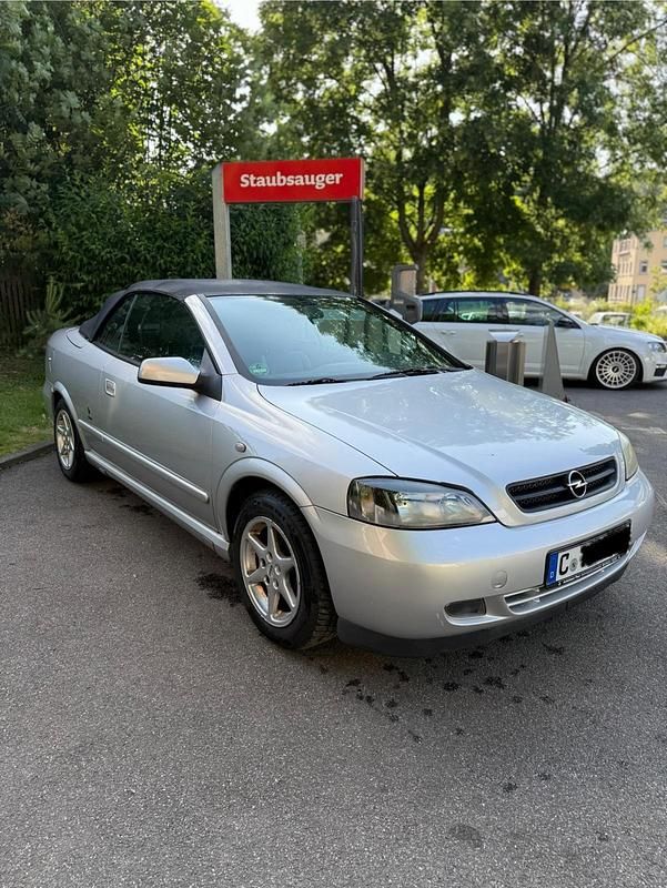 Gebraucht Opel Astra Cabriolet 128 PS (94 kW) 2003 Silber Cabrio