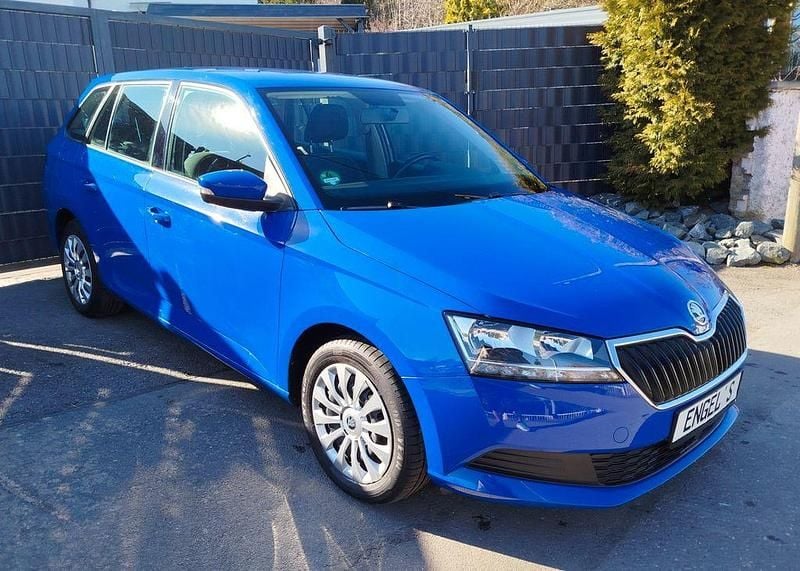 Gebraucht Skoda Fabia Ambition 95 PS (69 kW) 2020 Blau Kombi