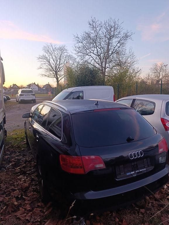 Gebraucht Audi A6 Comfort 224 PS (164 kW) 2006 Schwarz Kombi