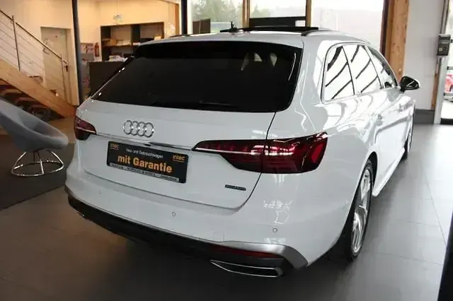Gebraucht Audi A4 S-Line 265 PS (194 kW) 2022 Weiß Kombi