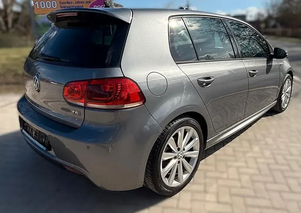 Gebraucht VW Golf VI Comfortline 122 PS (89 kW) 2011 Grau Kleinwagen
