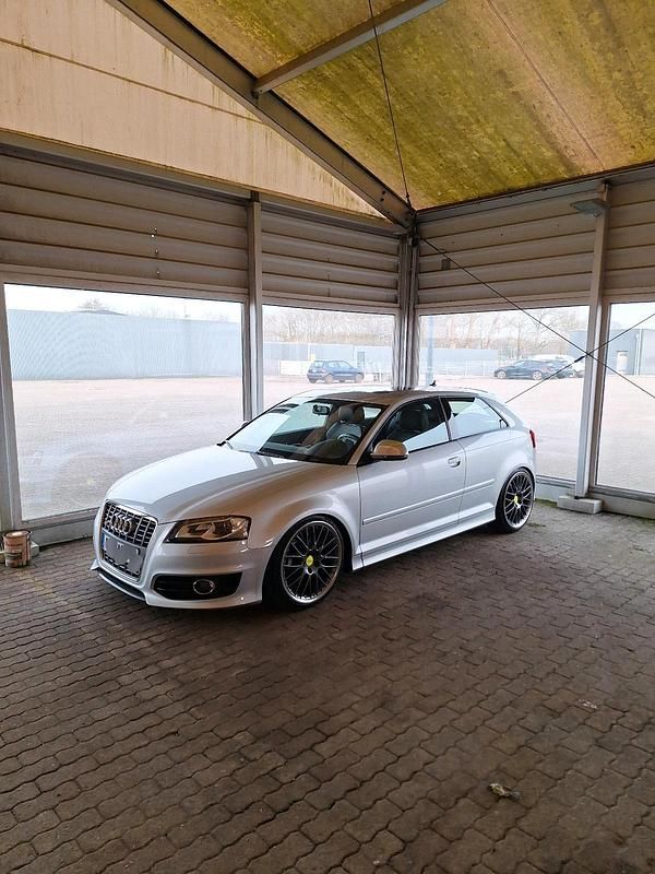 Gebraucht Audi S3 265 PS (194 kW) 2010 Silber Kleinwagen