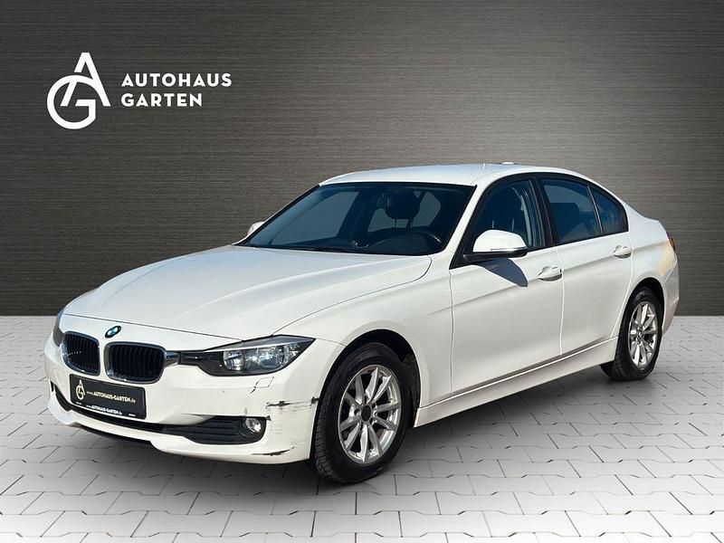 Alpinweiss iii Gebraucht 2014 BMW 316 Limousine | 7.950 € (Superpreis) - Bild 1/3