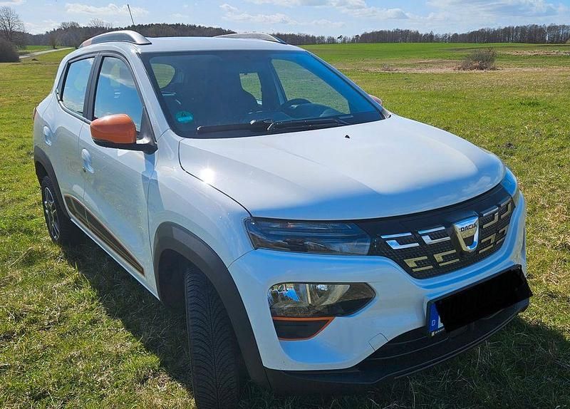 Gebraucht Dacia Spring Comfort Plus 33 kW (45 PS) 2021 Weiß Kleinwagen