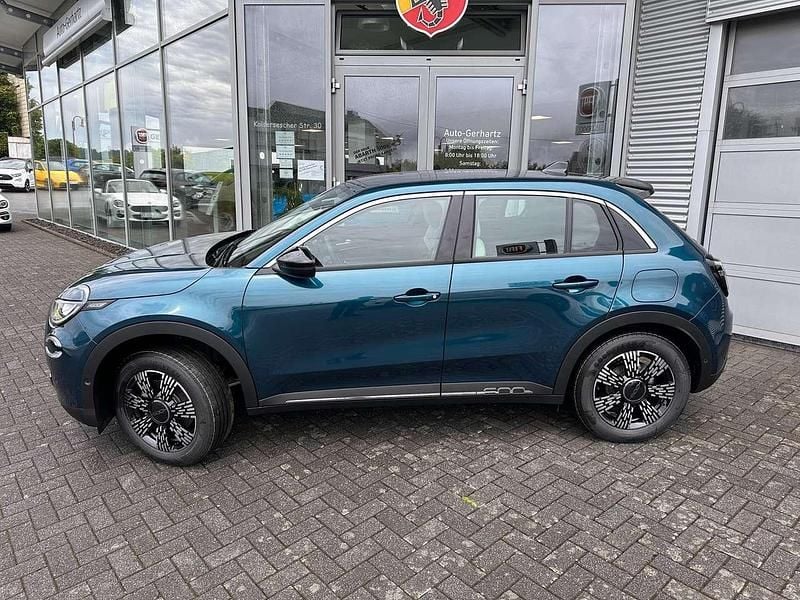 Gebraucht Fiat 600 Basis 101 PS (74 kW) 2024 Mare grün SUV