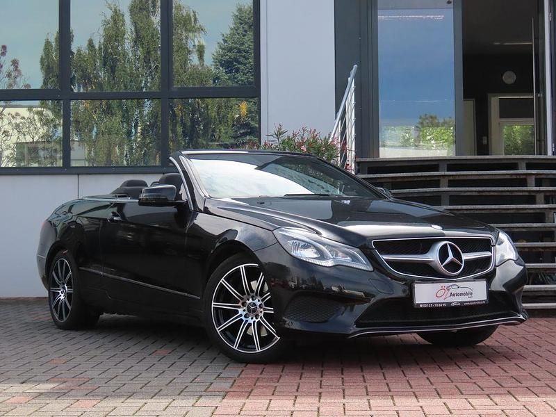 Obsidianschwarz metallic Gebraucht 2014 Mercedes E350 Cabrio | 21.900 € (Fairer Preis) - Bild 1/3