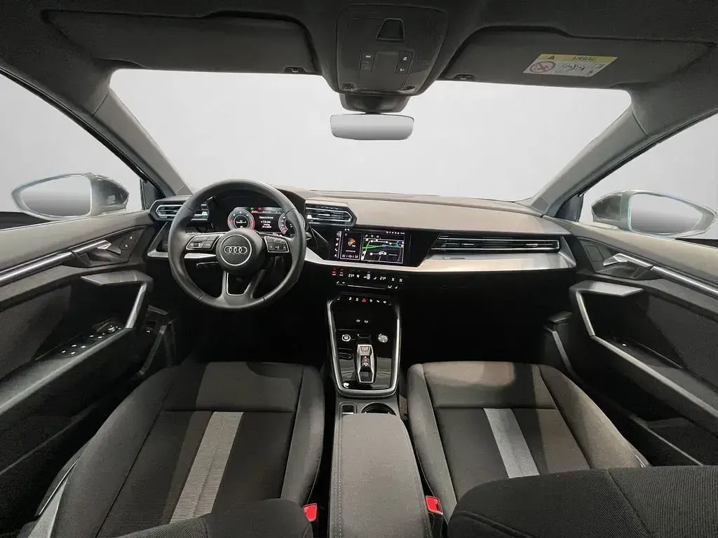 Gebraucht Audi A3 Advanced Plus 150 PS (110 kW) 2025 Manhattangrau metallic (metallic) Limousine