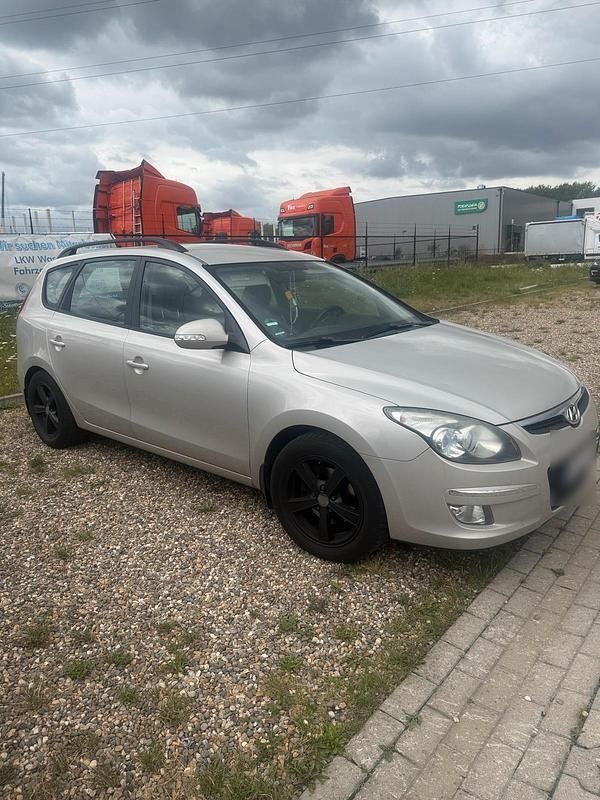 Gebraucht 2009 Hyundai i30 Kombi | 3.000 € - Bild 1/4
