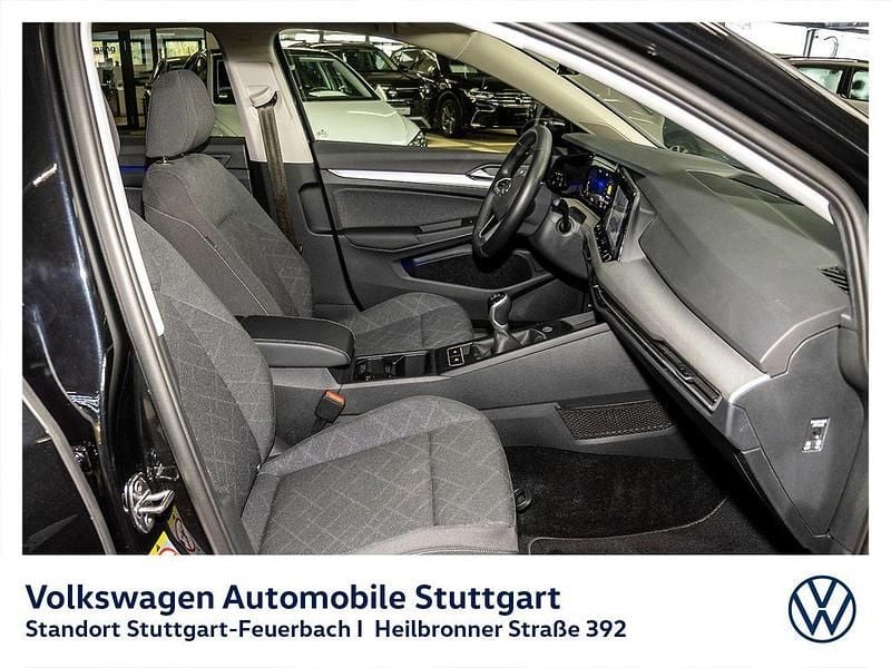 Gebraucht VW Golf VIII 116 PS (85 kW) 2022 Deep black perleffekt Limousine