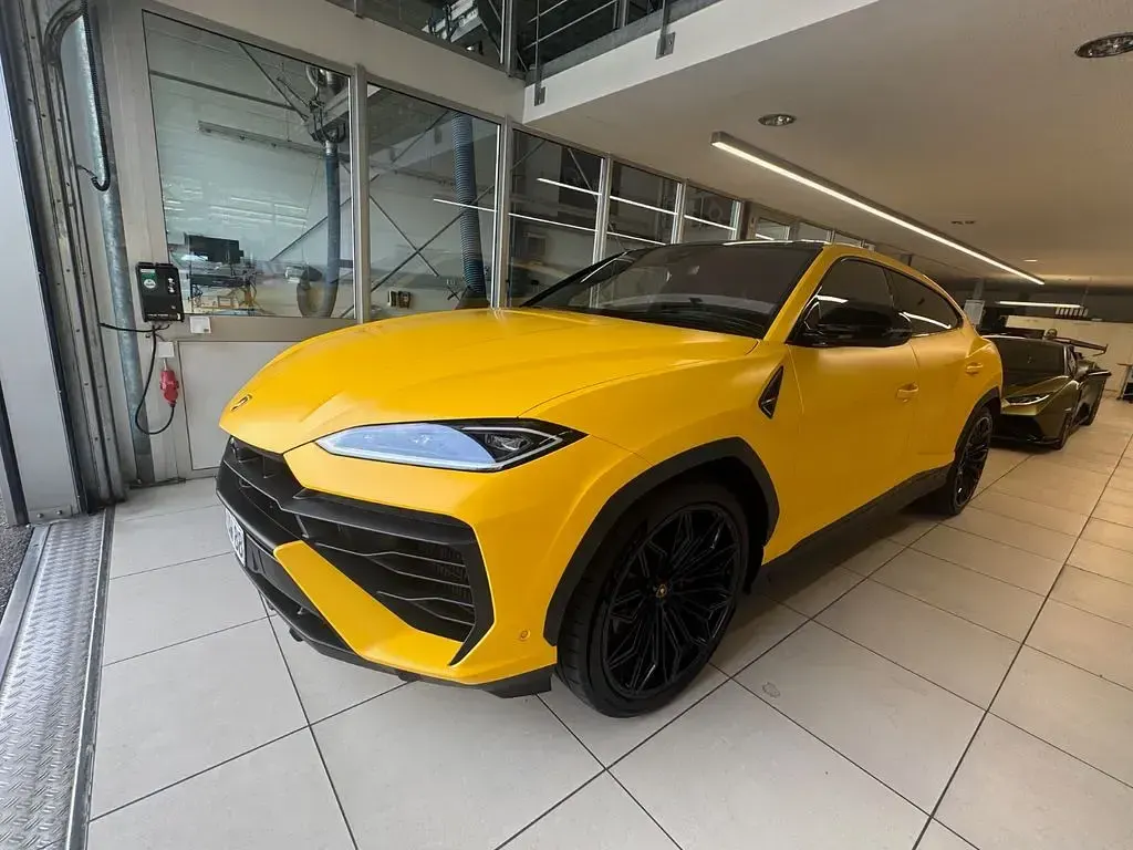 Usata Lamborghini Urus 799 CV (587 kW) 2025 Giallo SUV