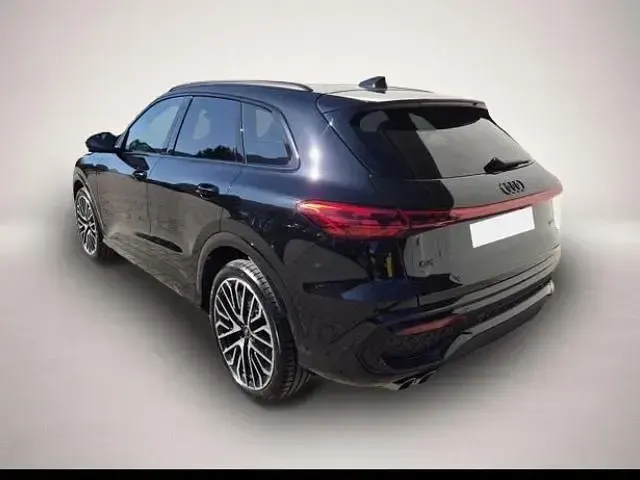 Neu Audi Q5 S-Line 204 PS (150 kW) 2025 Manufacturer SUV