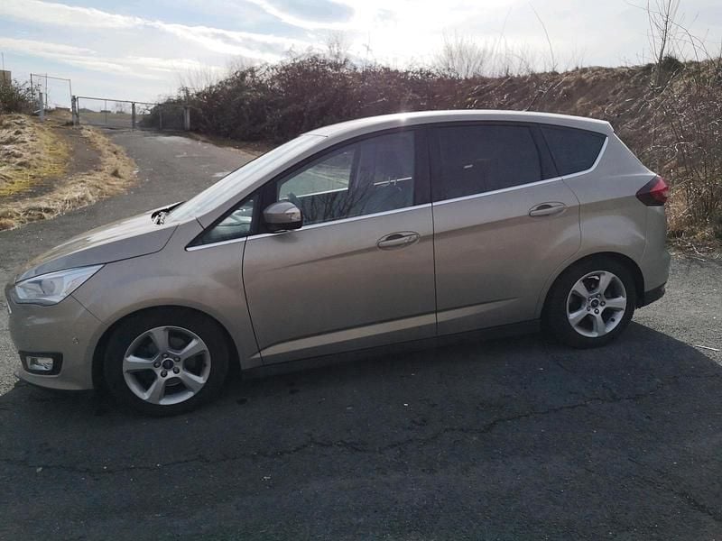 Grau Gebraucht 2016 Ford C-MAX Titanium Van / Kleinbus | 10.500 € (Fairer Preis) - Bild 1/4